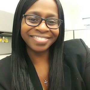 Meet your Posher, Sharon